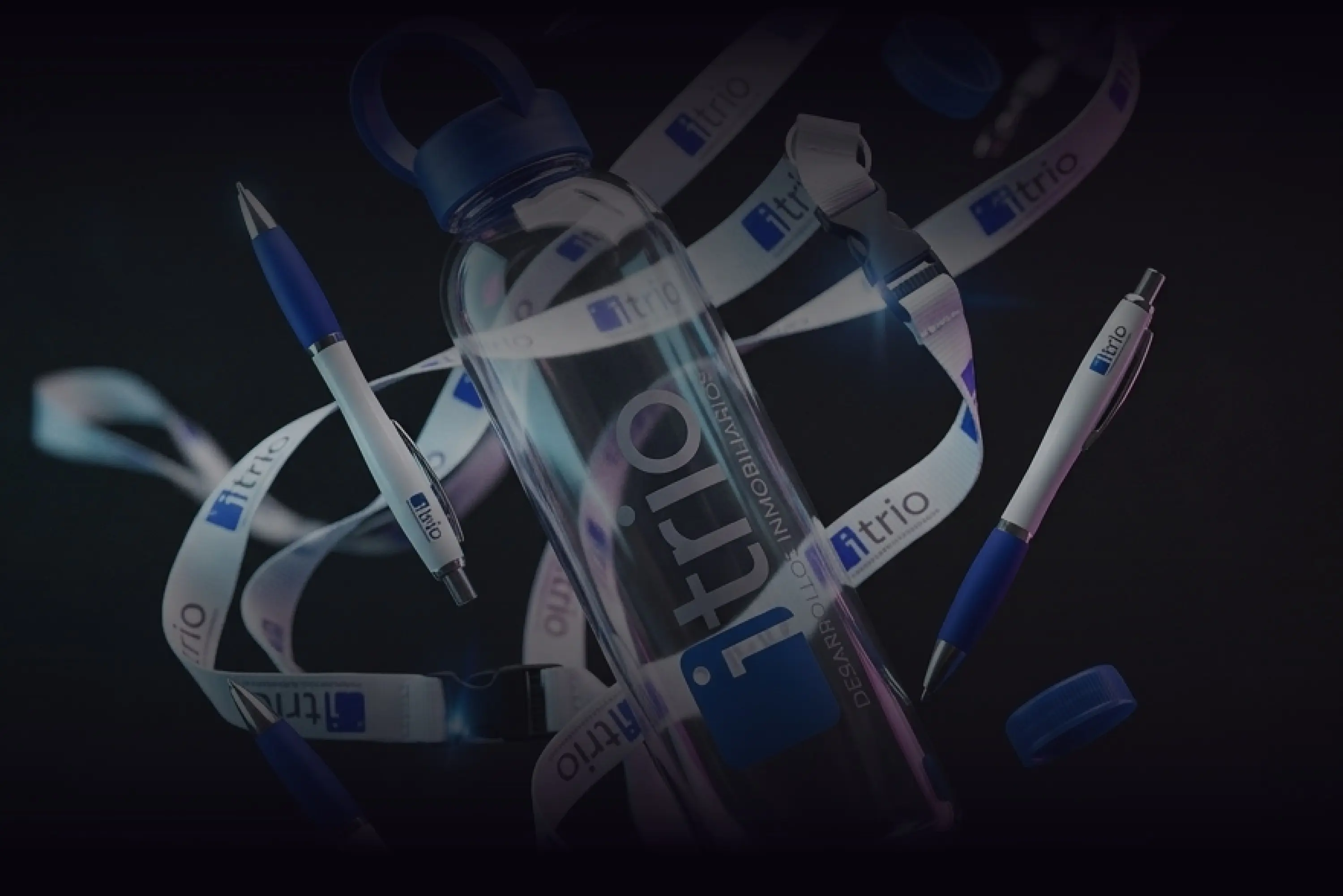Artículos personalizados: botellas, lápices y lanyards